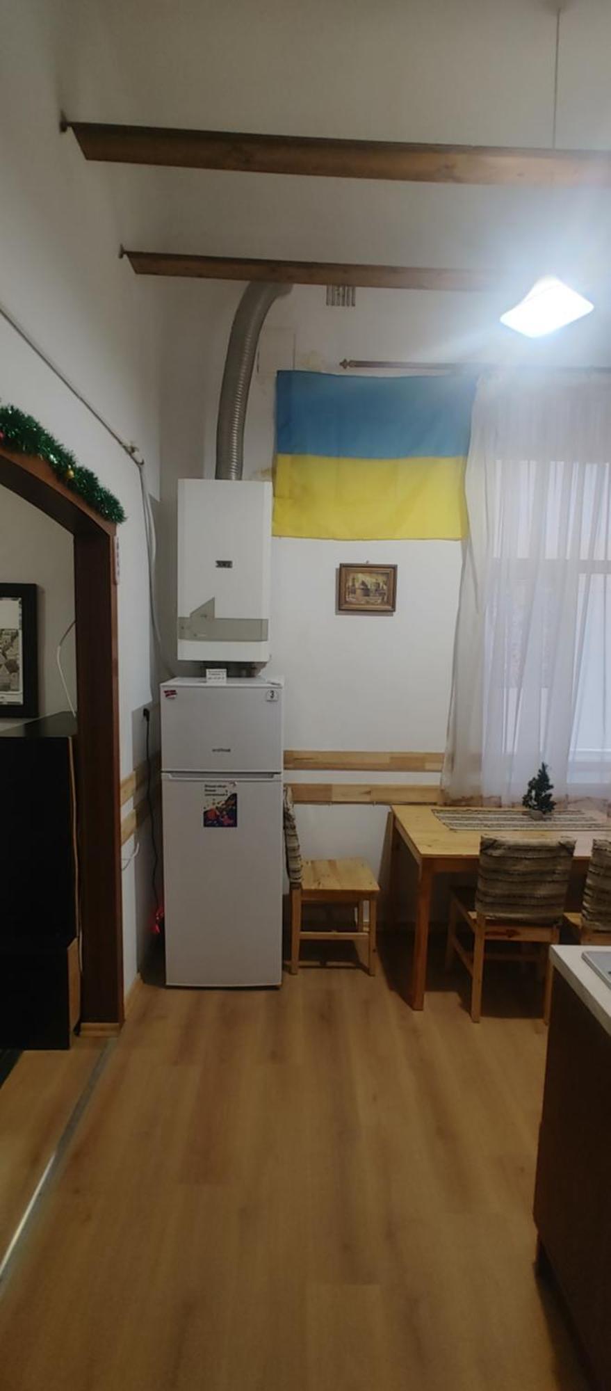 Apartment Near Rynok Square ลวีฟ ภายนอก รูปภาพ